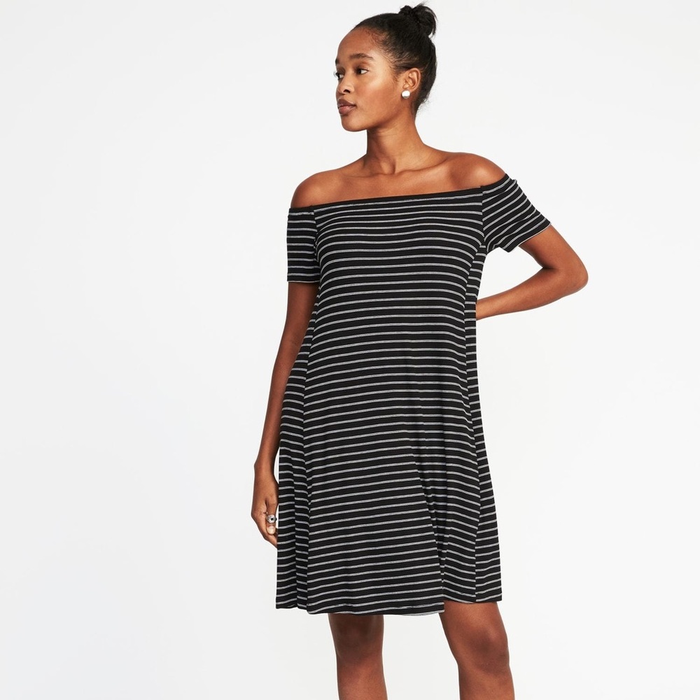 Off the Shoulder Swing Dress